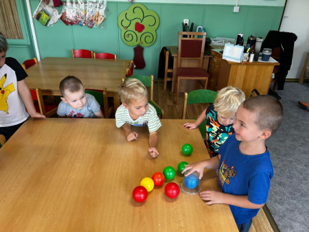 První týden plný zábavy, objevování a seznamování